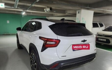 Chevrolet Trax, 2023 год, 1 960 000 рублей, 4 фотография