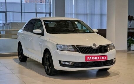 Skoda Rapid I, 2018 год, 1 245 000 рублей, 4 фотография