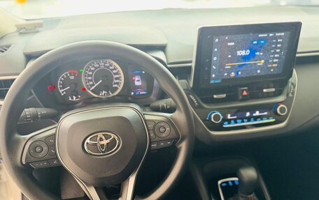 Toyota Corolla, 2022 год, 1 612 000 рублей, 10 фотография