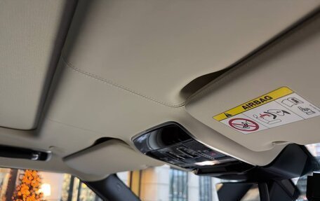 Land Rover Range Rover IV рестайлинг, 2024 год, 23 980 000 рублей, 6 фотография