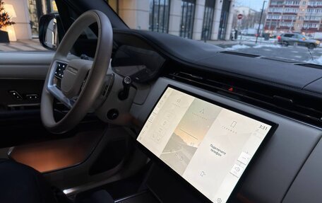 Land Rover Range Rover IV рестайлинг, 2024 год, 23 980 000 рублей, 5 фотография