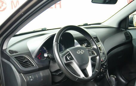 Hyundai Solaris II рестайлинг, 2015 год, 908 000 рублей, 9 фотография