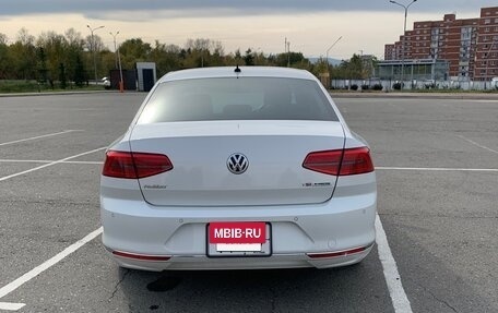 Volkswagen Passat B8 рестайлинг, 2015 год, 1 500 000 рублей, 6 фотография