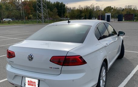 Volkswagen Passat B8 рестайлинг, 2015 год, 1 500 000 рублей, 7 фотография