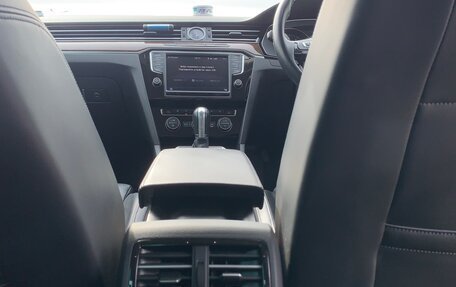 Volkswagen Passat B8 рестайлинг, 2015 год, 1 500 000 рублей, 9 фотография