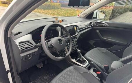 Volkswagen T-Cross I, 2022 год, 1 230 000 рублей, 6 фотография