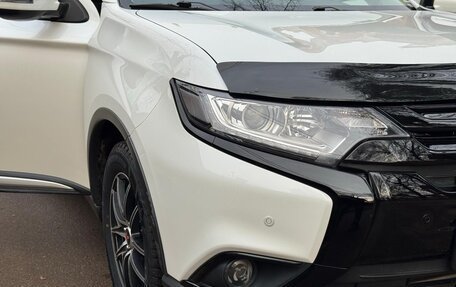 Mitsubishi Outlander III рестайлинг 3, 2018 год, 1 890 000 рублей, 7 фотография