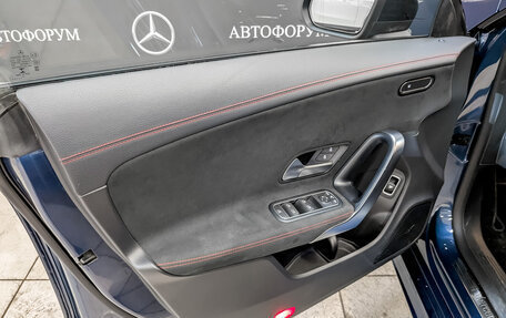 Mercedes-Benz CLA, 2019 год, 3 225 000 рублей, 19 фотография