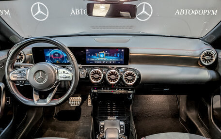 Mercedes-Benz CLA, 2019 год, 3 225 000 рублей, 14 фотография