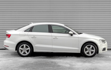 Audi A3, 2017 год, 2 075 000 рублей, 4 фотография