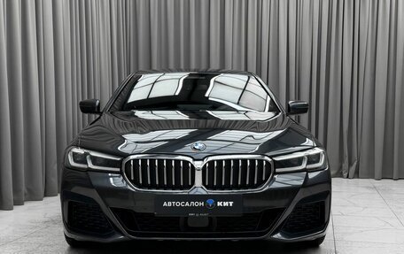 BMW 5 серия, 2020 год, 5 999 000 рублей, 2 фотография