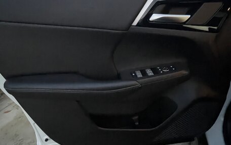 Mitsubishi Outlander, 2023 год, 4 700 000 рублей, 11 фотография