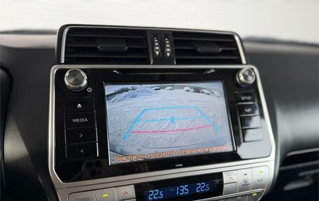 Toyota Land Cruiser Prado 150 рестайлинг 2, 2017 год, 4 590 000 рублей, 19 фотография