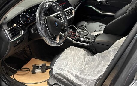 BMW 3 серия, 2019 год, 3 190 000 рублей, 5 фотография