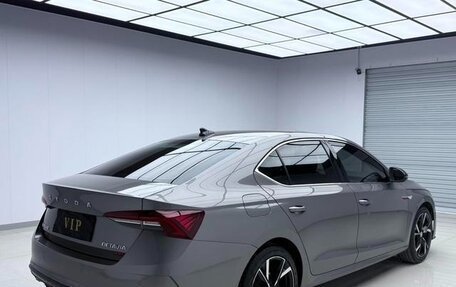 Skoda Octavia IV, 2022 год, 1 670 000 рублей, 4 фотография