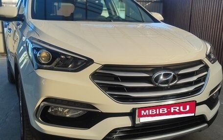 Hyundai Santa Fe III рестайлинг, 2016 год, 2 300 000 рублей, 2 фотография