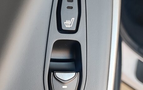 Hyundai Santa Fe III рестайлинг, 2016 год, 2 300 000 рублей, 16 фотография