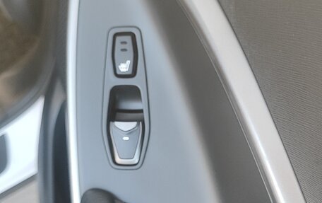 Hyundai Santa Fe III рестайлинг, 2016 год, 2 300 000 рублей, 17 фотография