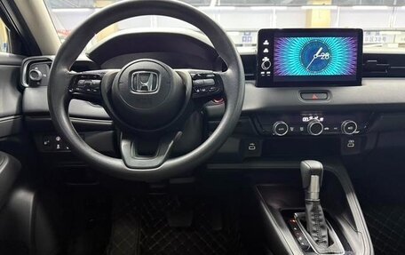 Honda Vezel, 2023 год, 1 830 000 рублей, 7 фотография