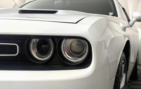 Dodge Challenger III рестайлинг 2, 2014 год, 3 100 000 рублей, 9 фотография