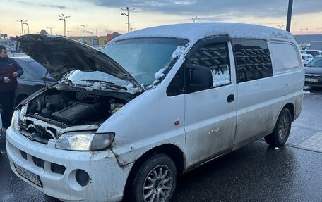 Hyundai H-1 II рестайлинг, 2000 год, 250 000 рублей, 18 фотография