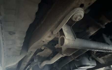 Hyundai H-1 II рестайлинг, 2000 год, 250 000 рублей, 20 фотография