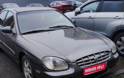 Hyundai Sonata IV рестайлинг, 2000 год, 150 000 рублей, 1 фотография