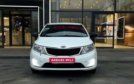 KIA Rio III рестайлинг, 2014 год, 800 000 рублей, 2 фотография
