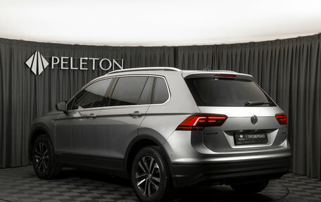 Volkswagen Tiguan II, 2019 год, 2 390 000 рублей, 4 фотография