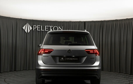 Volkswagen Tiguan II, 2019 год, 2 390 000 рублей, 6 фотография