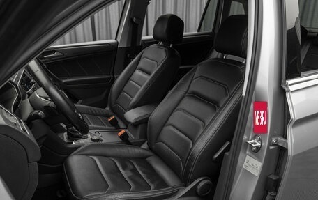 Volkswagen Tiguan II, 2019 год, 2 390 000 рублей, 11 фотография