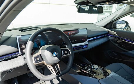 BMW 5 серия, 2025 год, 9 590 000 рублей, 3 фотография