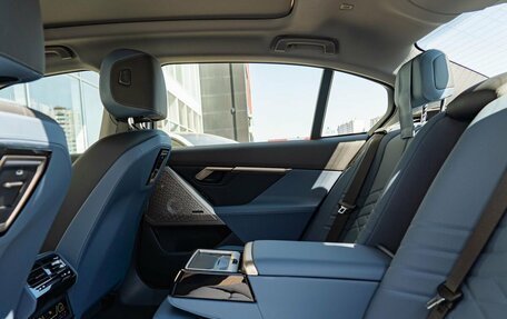 BMW 5 серия, 2025 год, 9 590 000 рублей, 14 фотография