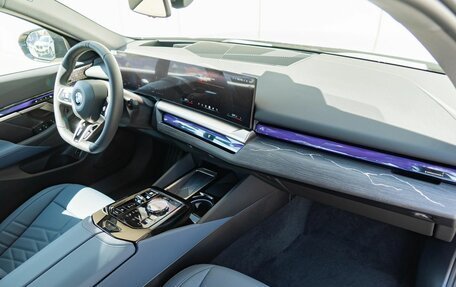 BMW 5 серия, 2025 год, 9 590 000 рублей, 12 фотография