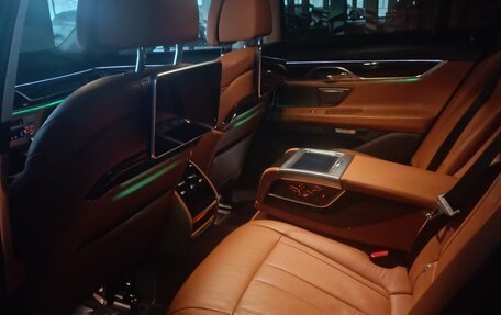 BMW 7 серия, 2016 год, 3 770 000 рублей, 8 фотография