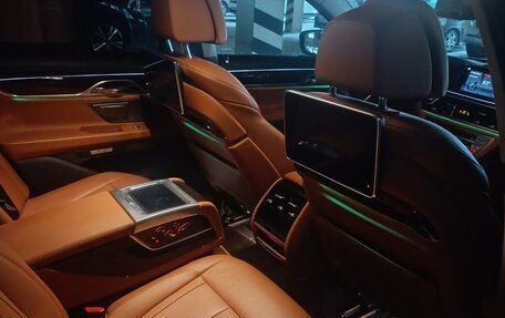 BMW 7 серия, 2016 год, 3 770 000 рублей, 9 фотография