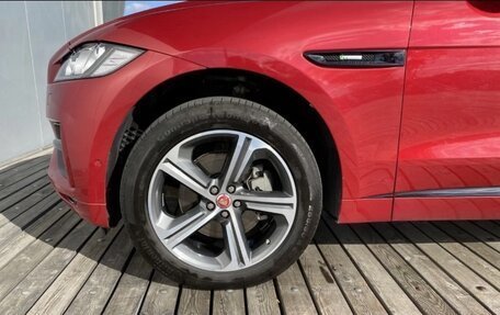 Jaguar F-Pace, 2016 год, 2 750 000 рублей, 27 фотография