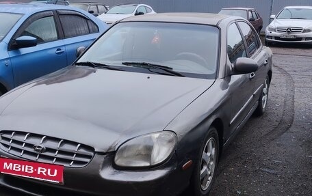 Hyundai Sonata IV рестайлинг, 2000 год, 150 000 рублей, 2 фотография