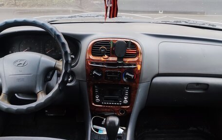 Hyundai Sonata IV рестайлинг, 2000 год, 150 000 рублей, 6 фотография