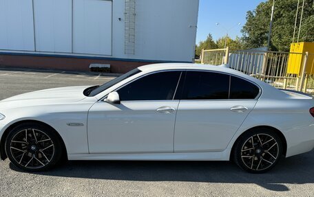 BMW 5 серия, 2013 год, 2 400 000 рублей, 11 фотография