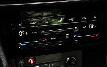 Volkswagen Tiguan II, 2023 год, 4 359 000 рублей, 16 фотография