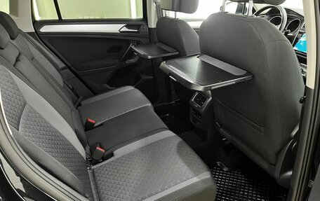 Volkswagen Tiguan II, 2017 год, 2 070 000 рублей, 25 фотография