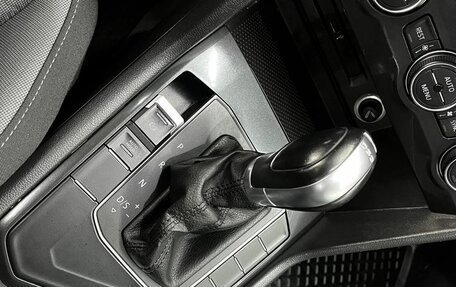 Volkswagen Tiguan II, 2017 год, 2 070 000 рублей, 18 фотография