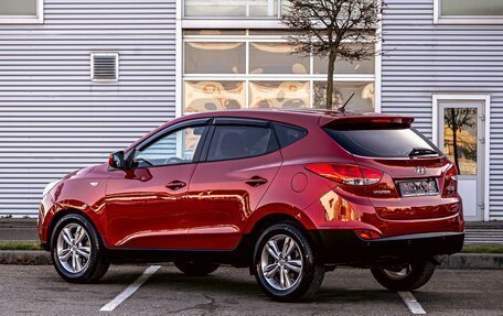 Hyundai ix35 I рестайлинг, 2010 год, 1 095 000 рублей, 4 фотография