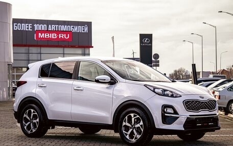 KIA Sportage IV рестайлинг, 2018 год, 1 995 000 рублей, 3 фотография