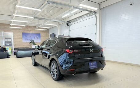 Mazda 3, 2020 год, 1 899 999 рублей, 4 фотография