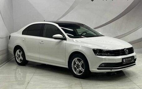 Volkswagen Jetta VI, 2015 год, 1 090 000 рублей, 3 фотография