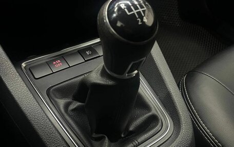 Volkswagen Jetta VI, 2015 год, 1 090 000 рублей, 14 фотография