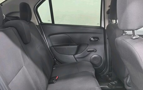 Renault Logan II, 2019 год, 1 150 000 рублей, 15 фотография