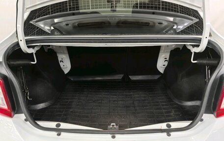 Renault Logan II, 2019 год, 1 150 000 рублей, 14 фотография